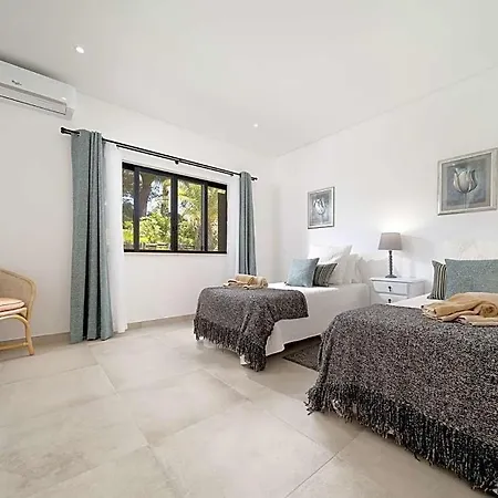 Sleeps 4 Pool Air Con Wifi Vale do Lobo