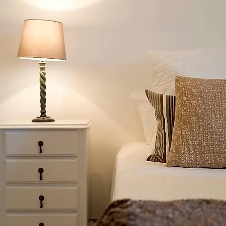 Sleeps 4 Pool Air Con Wifi Apartmán